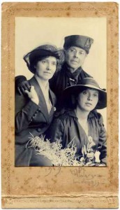 Mrs Paterson with Constance and mother